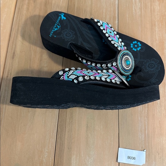 Montana West sz 9 Rhinestone Wedge Sandals Embellished Platform Y2K Bling - Picture 4 of 6